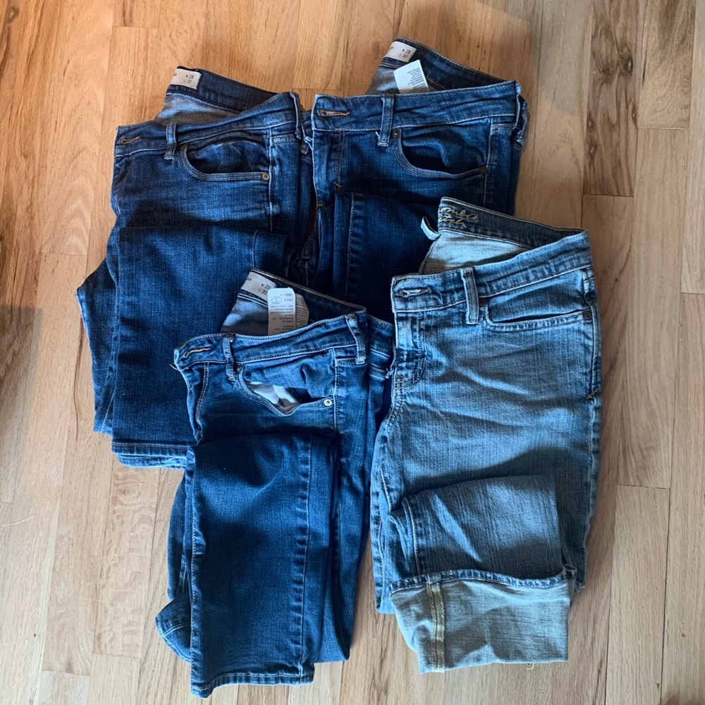 4 Pairs of Abercrombie & Fitch Jeans